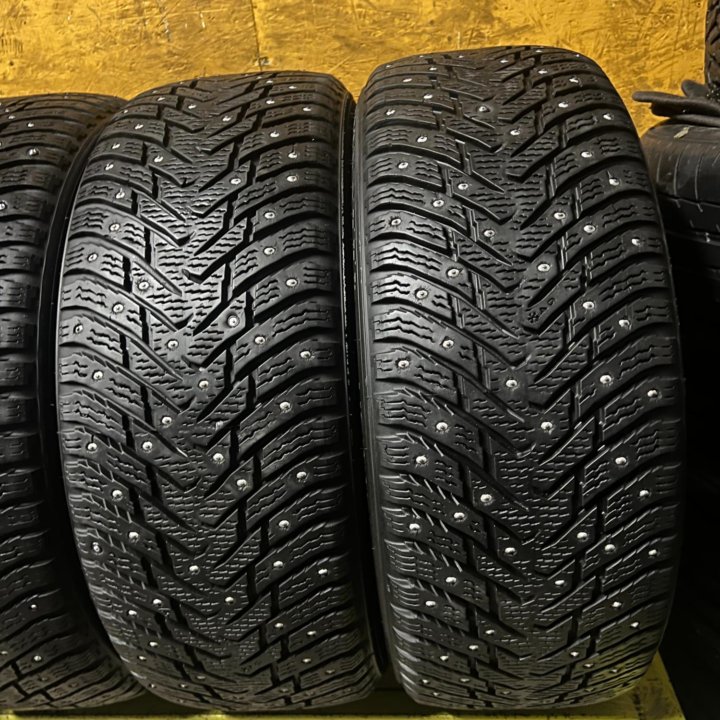 Зимние шины Nokian Hakkapeliitta 8 R17