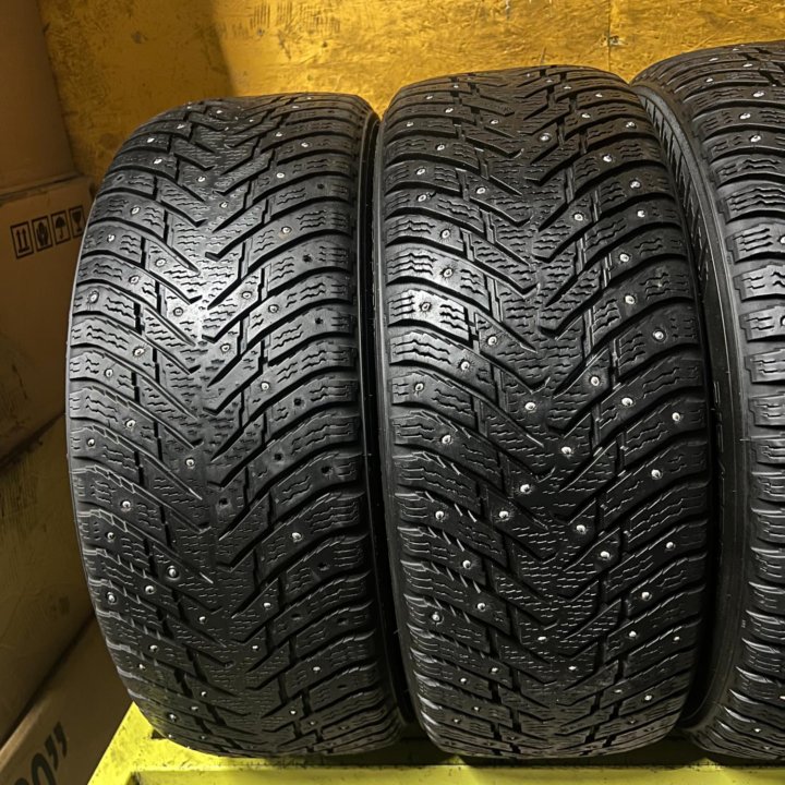 Зимние шины Nokian Hakkapeliitta 8 R17