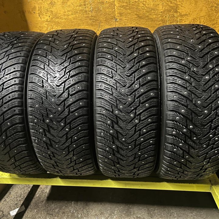 Зимние шины Nokian Hakkapeliitta 8 R17