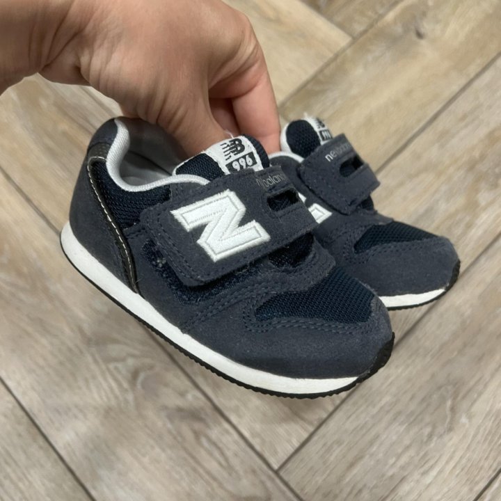 Кроссовки new balance 24 размер оригинал !