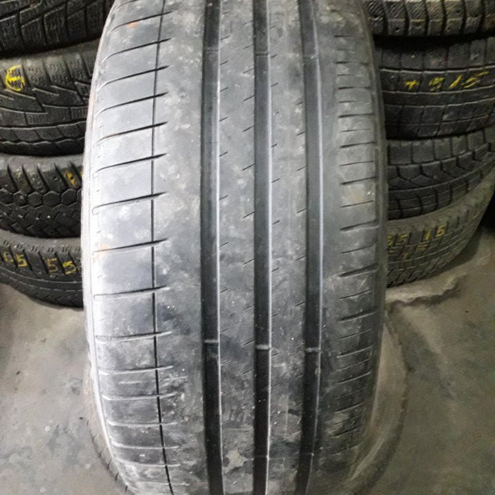 Одна шина Michelin 225 50 R17