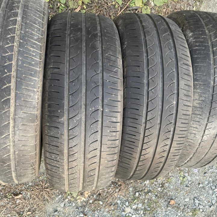 Yokohama BluEarth AE-01, 205/55 R16