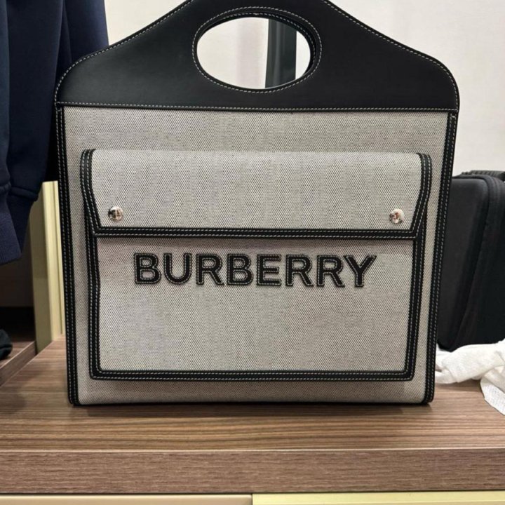 Burberry новая сумка оригинал