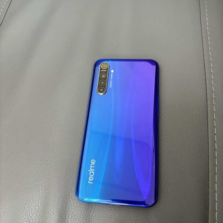 Realme XT