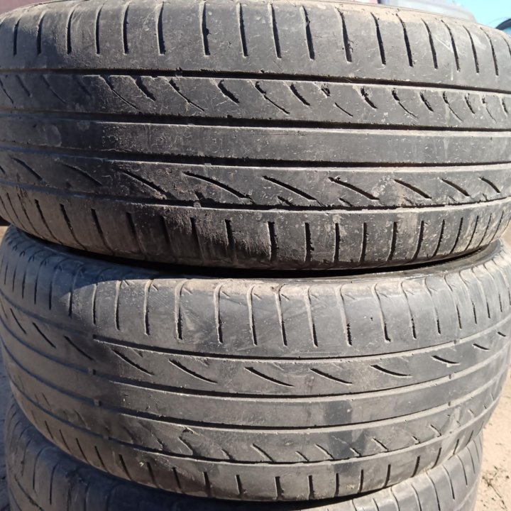 Три летние шины Hankook R16 215/60 Ventus