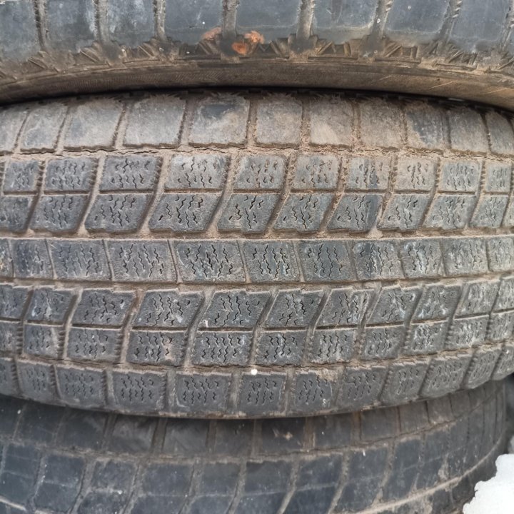 Bridgestone Blizzak MZ-03, 215/60/16