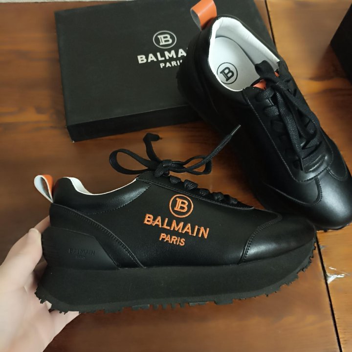 Кроссовки Balmain 24.5см