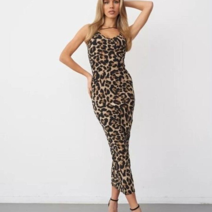 Эффектное платье