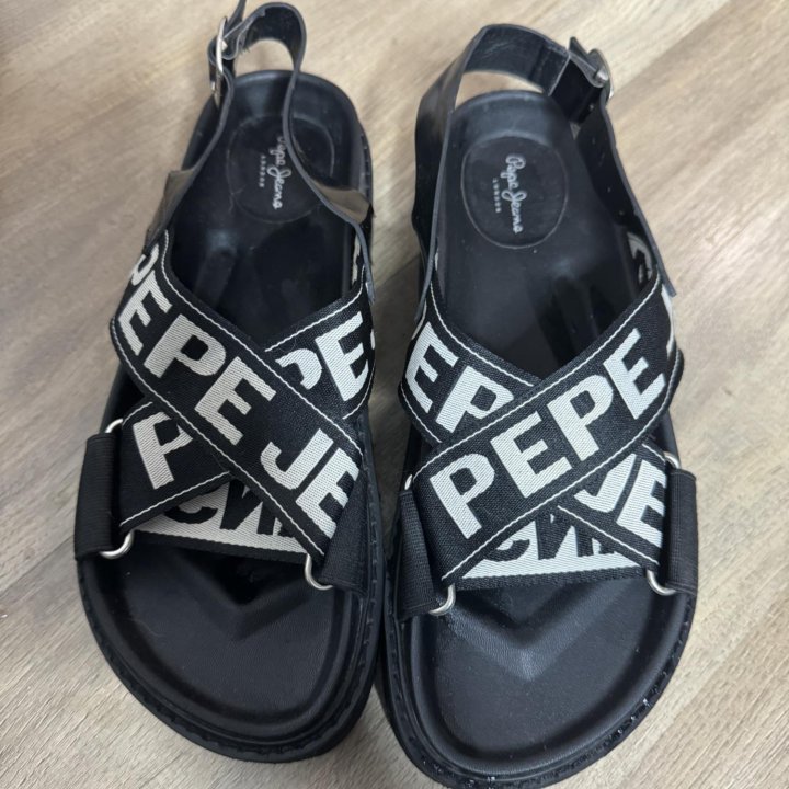 Сандалии Pepe Jeans