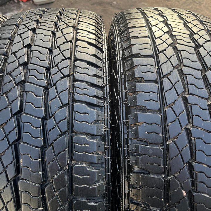 Лето Roadstone Roadian AT 4X4 RA7 205/70 R15 96T