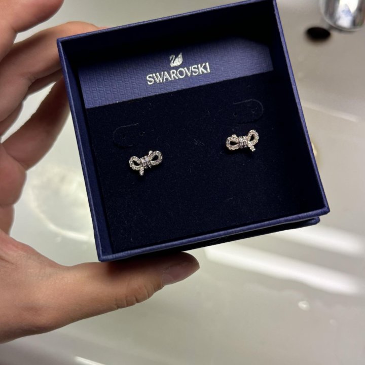 Сережки Swarovski Lifelong Bow