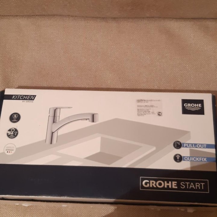 GROHE с выдвижной лейкой смеситель