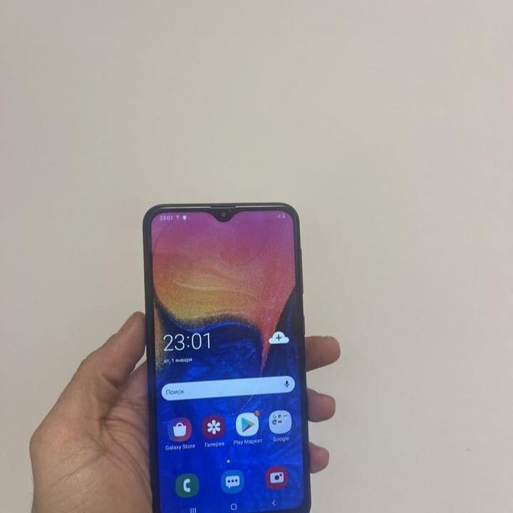 Samsung Galaxy A10, 4/32 ГБ