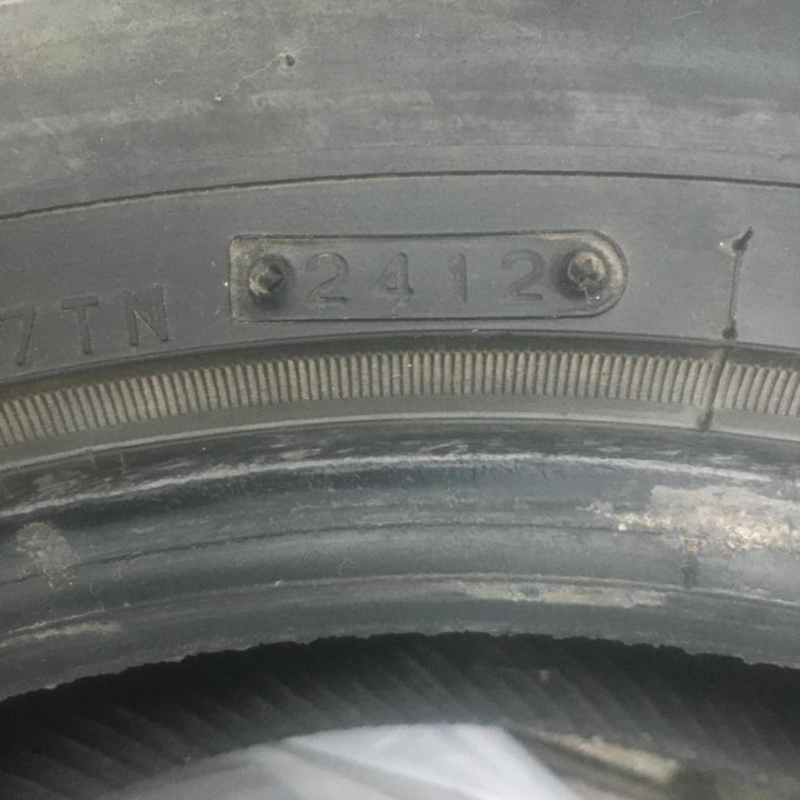 Шина БУ 235/60R18