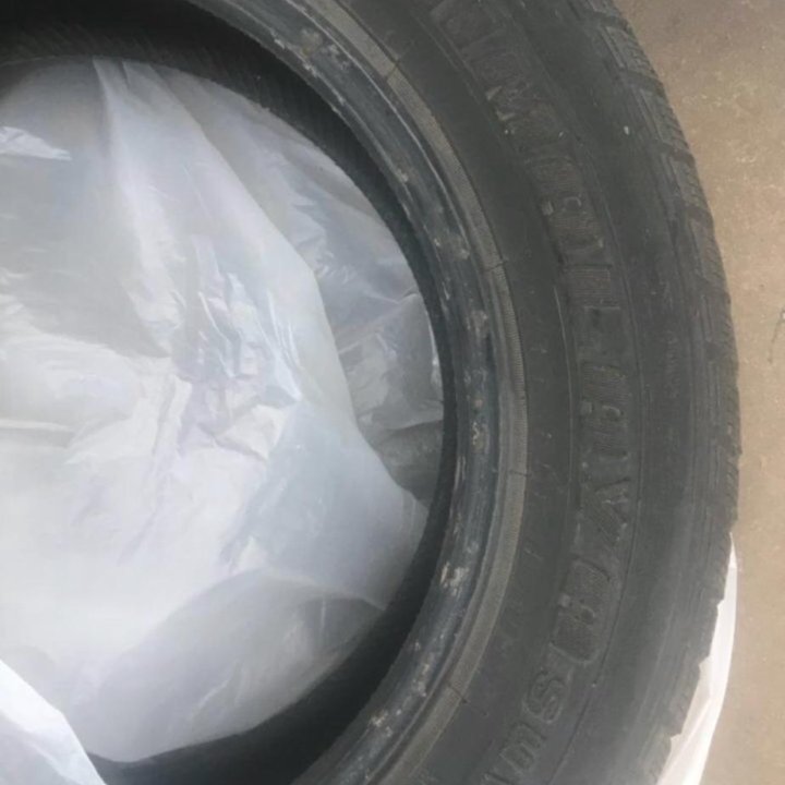 Шина БУ 235/60R18