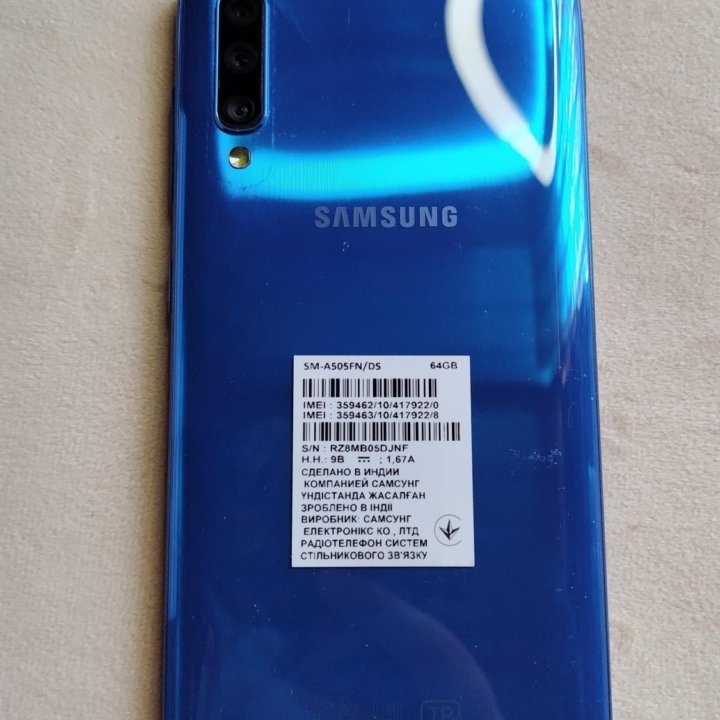 Смартфон Samsung A50