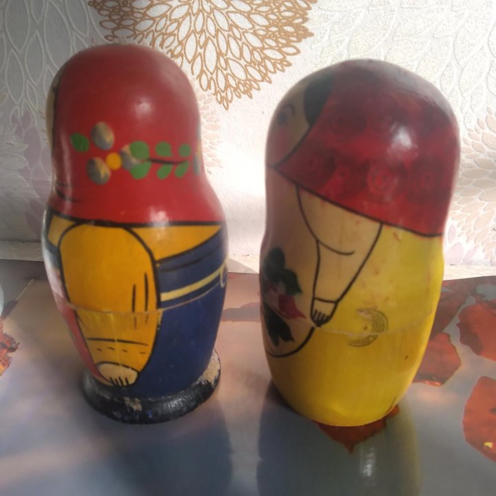 Фигурки матрешек