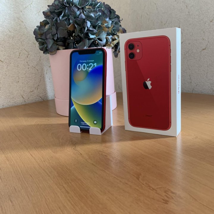 iPhone 11 64GB Red Product Ростест Идеал