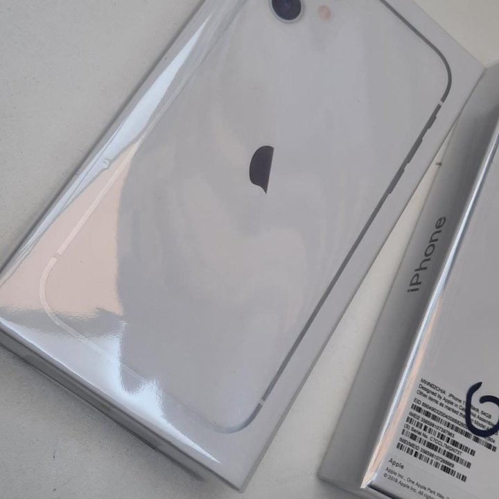 iPhone 11 64Gb на 2SIM Белый Состояние нового