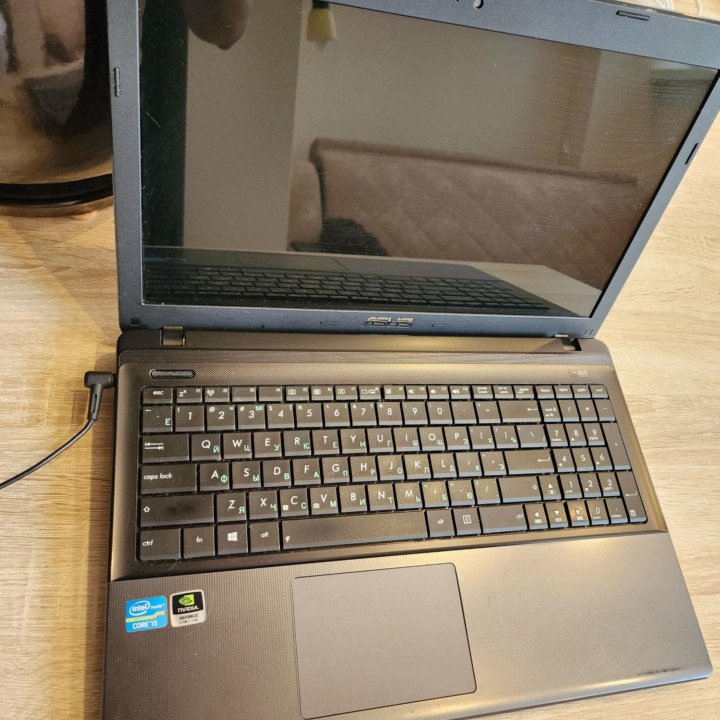 Asus K55, core i5, 12gb, SSD, nvidia gt610m