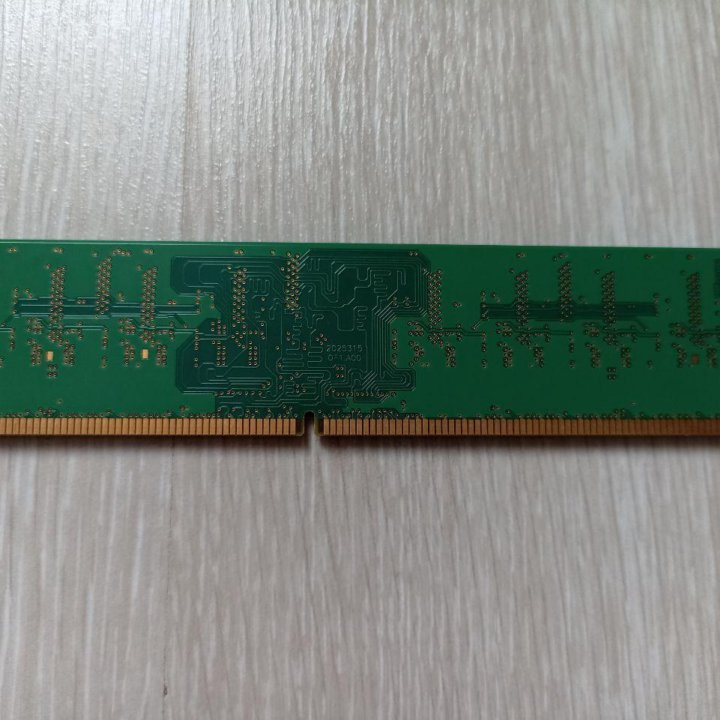 Оперативная память Kingston DDR 2 1Gb