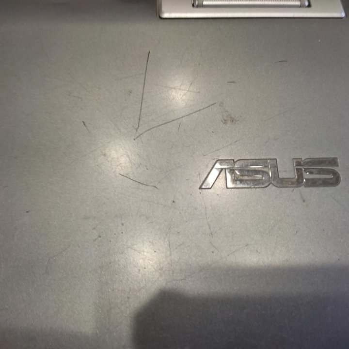 Ноутбук Asus