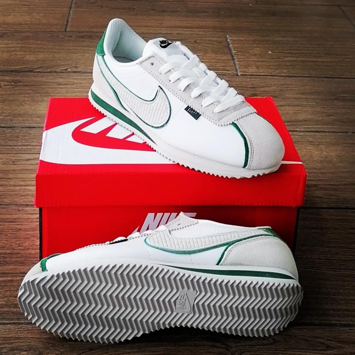 Кроссовки Nike Cortez