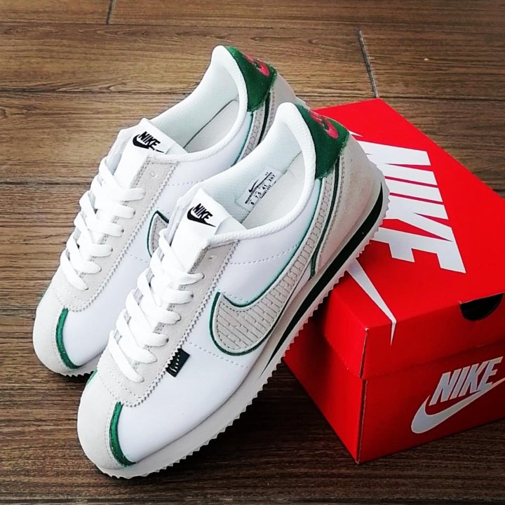 Кроссовки Nike Cortez