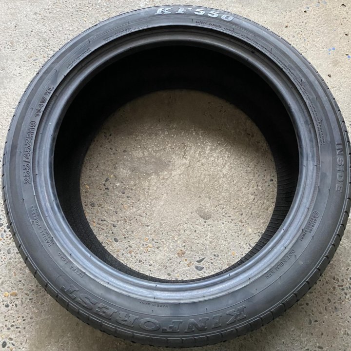 Kinforest KF550 255/45 R19☀️