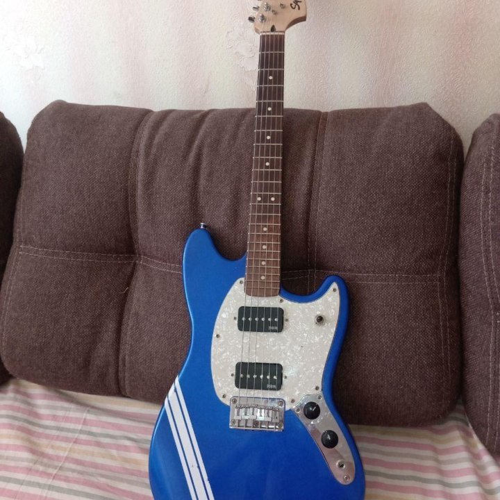 Электрогитара Squier Mustang