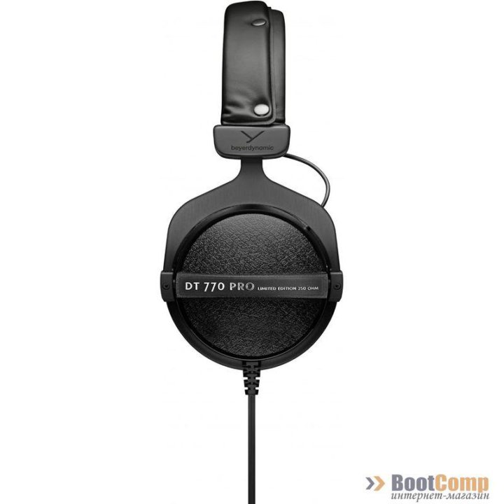 Наушники Beyerdynamic DT770 PRO 250 OHM LE черные