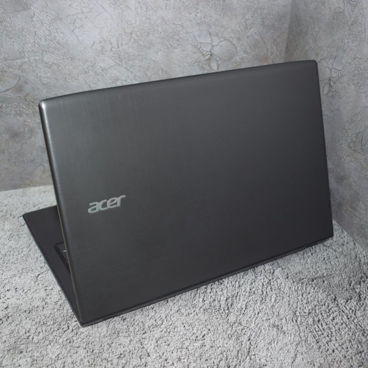 Ноутбук acer на Core i5-7200U/ 940MX/ 12 gb