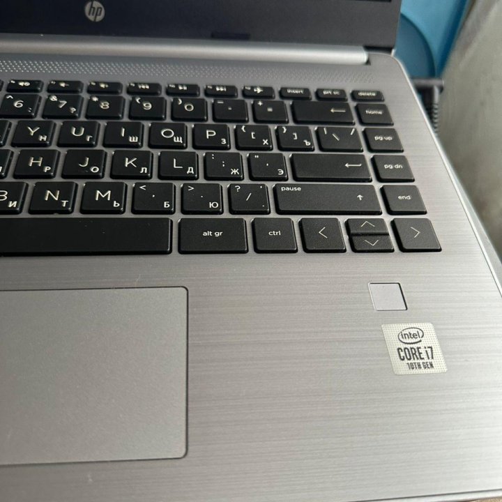 Hp 14, 2023 год, 14 дней наработка I7 1065G7/8gb D