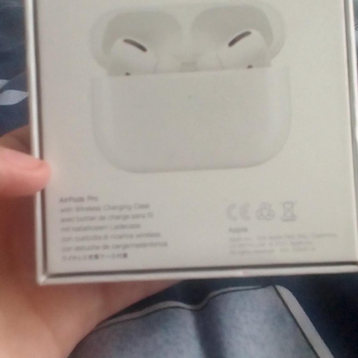 Airpods Pro(Apple)