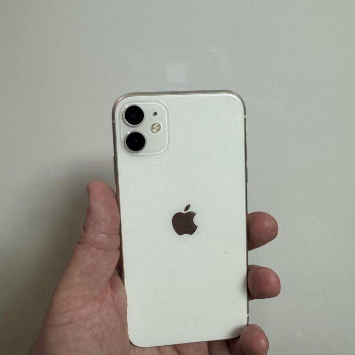 Продам iPhone 11 128Gb Silver РСТ