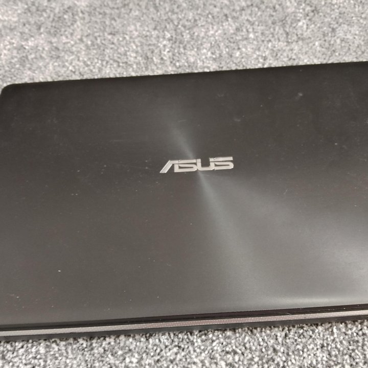 Ноутбук Asus