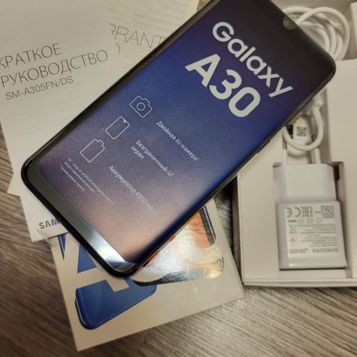 Смартфон Samsung A30 4/64