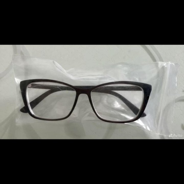 Новые очки с диоптрией (-1.5)