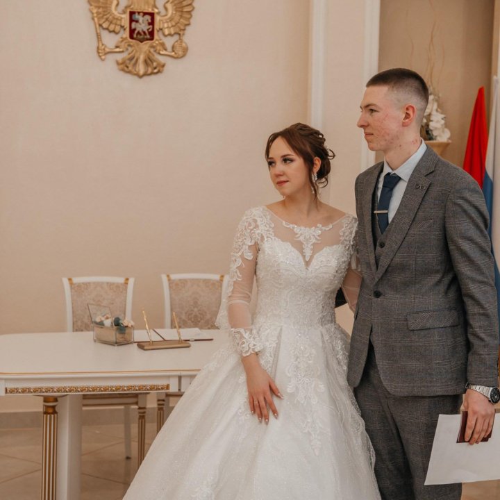 Свадебное платье