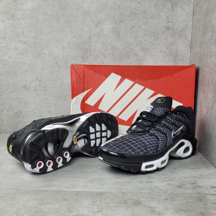 Мужские кроссовки Nike Air Max Plus TN