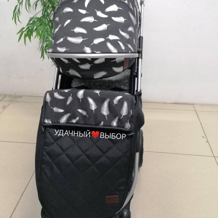 НОВАЯ коляска Luxmom 609 (Black перышки)