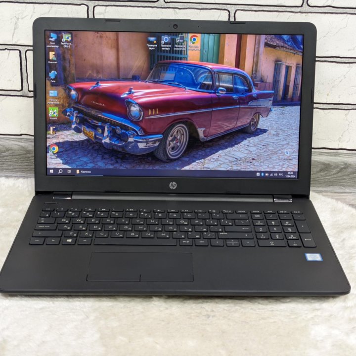 HP / i3-6006U / 8GB DDR4 /SSD 240Gb