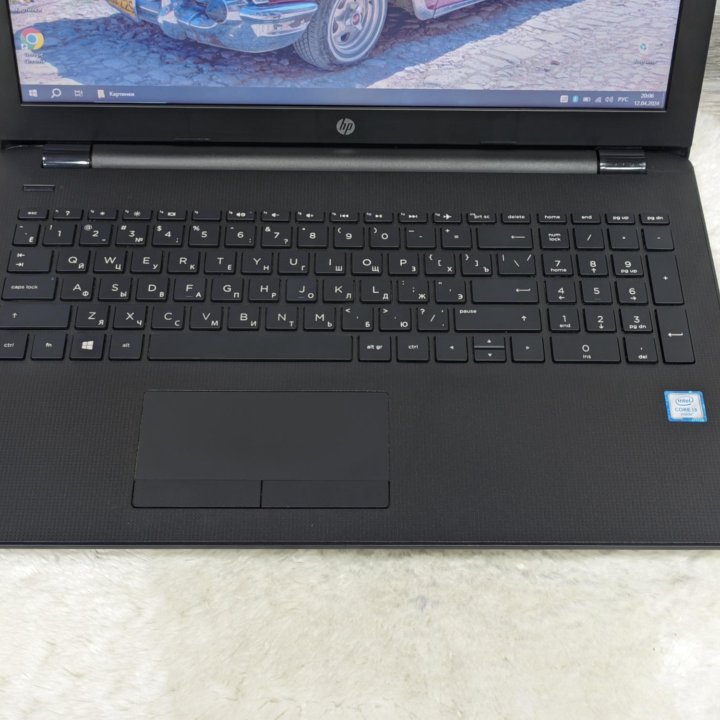 HP / i3-6006U / 8GB DDR4 /SSD 240Gb