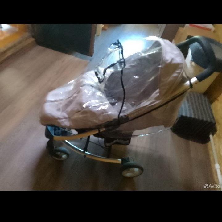 Коляска прогулочная