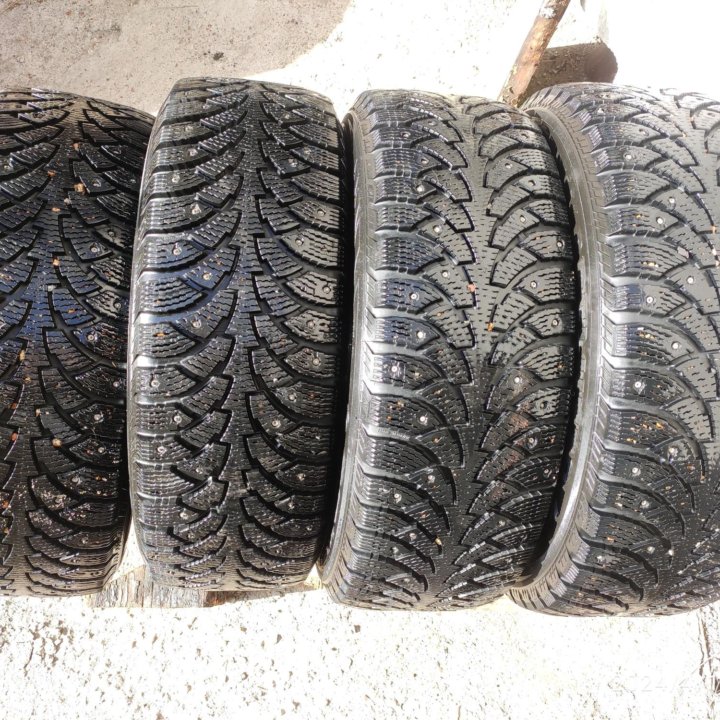 NOKIAN HAKKAPELIITTA 4, 195/60/15, 4 шт.