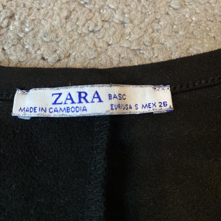 Платье Zara S