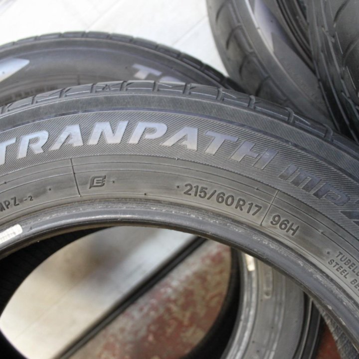 Шины R17 Toyo Tranpath mpZ 215/60/R17 4шт