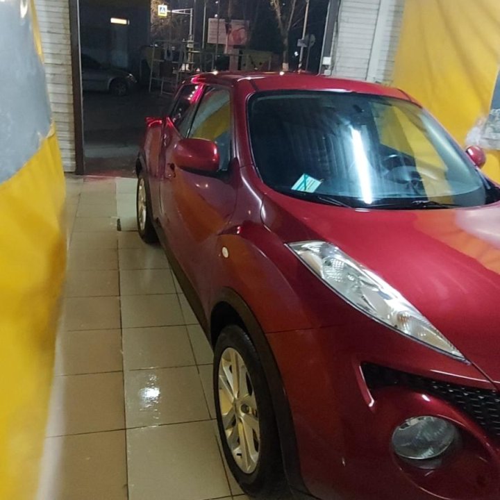 Nissan Juke, 2011