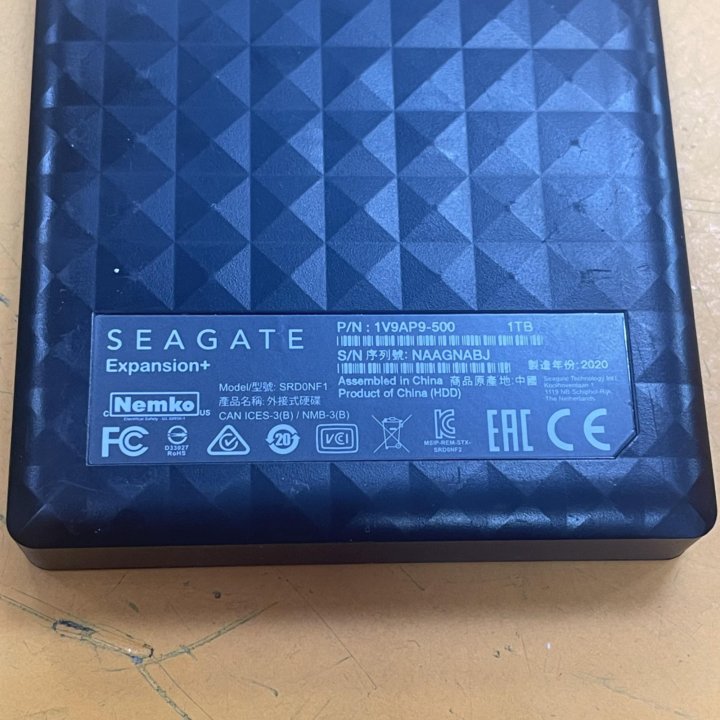 Внешний жесткий диск 1 тб Seagate Expansion