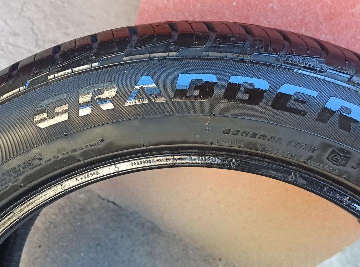 General Tire Grabber GT 225/55 R18 98V